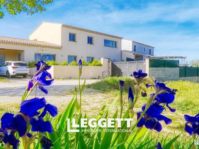 Maison 8 pièces 237 m²
