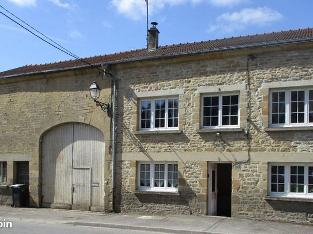 Maison 8 pièces 237 m²