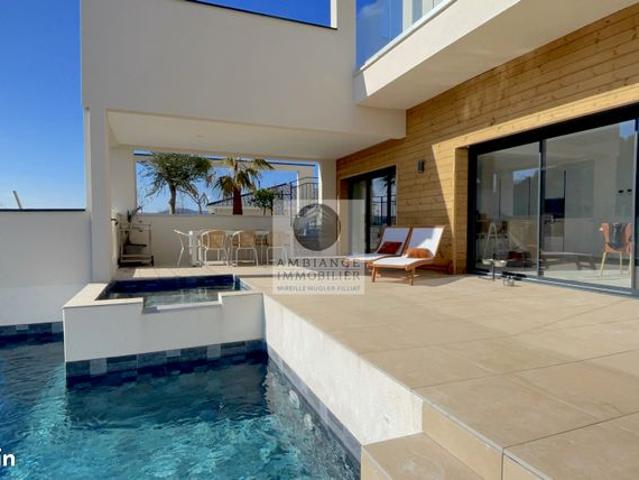 Maison 8 pièces 237 m²