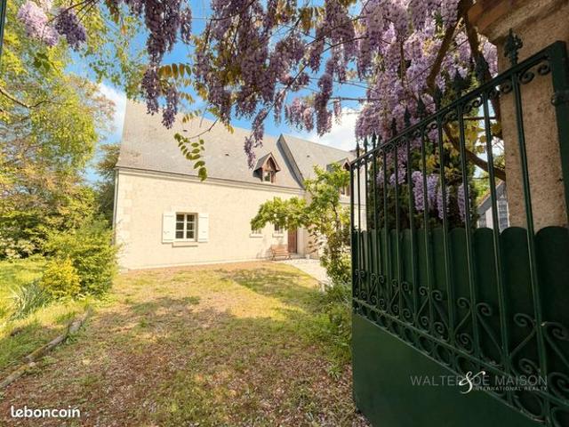 Maison 8 pièces 238 m²