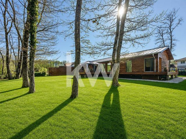 Maison 8 pièces 238 m²