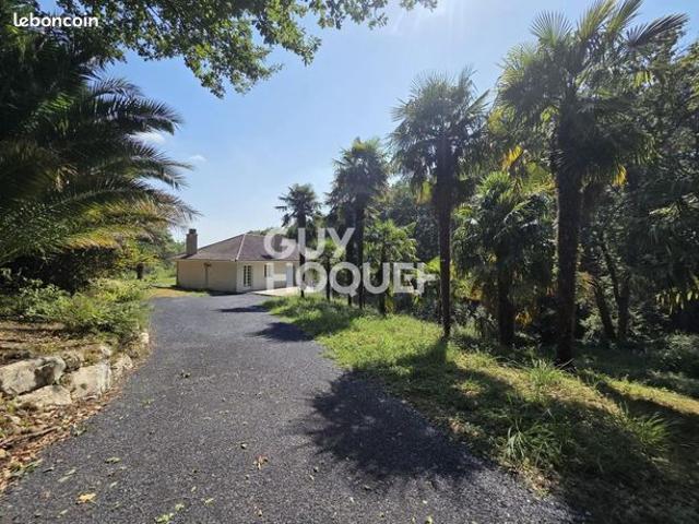 Maison 8 pièces 208 m²