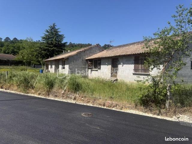 Maison 8 pièces 239 m²