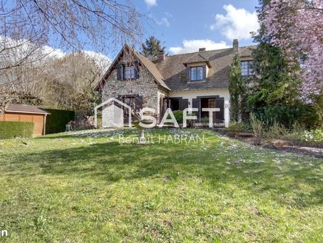Maison 8 pièces 230 m²