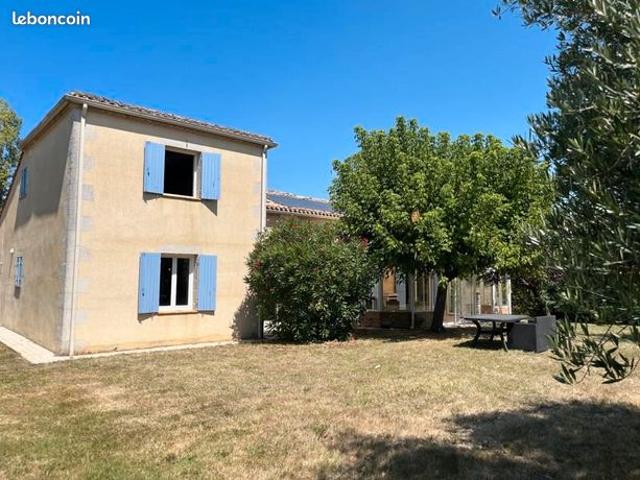 Maison 8 pièces 230 m²
