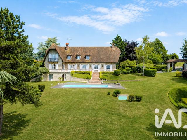 Maison 8 pièces 230 m²
