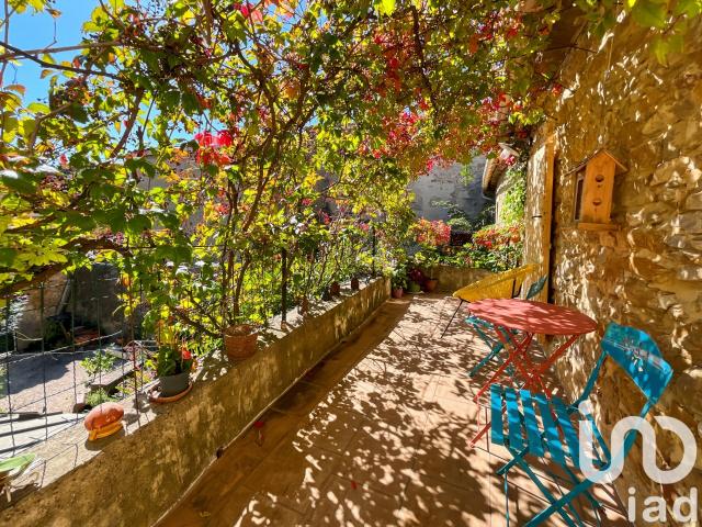 Maison 8 pièces 230 m²