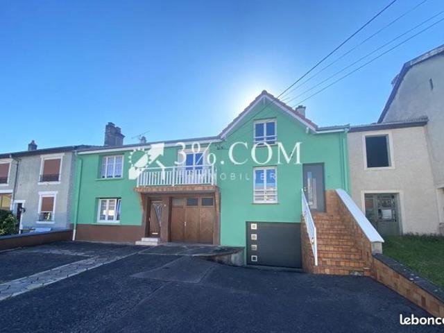 Maison 8 pièces 230 m²