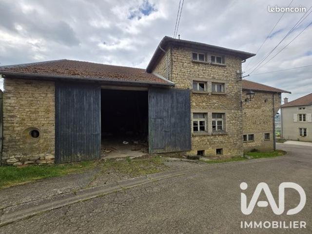 Maison 8 pièces 230 m²