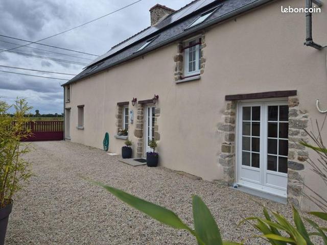 Maison 8 pièces 230 m²