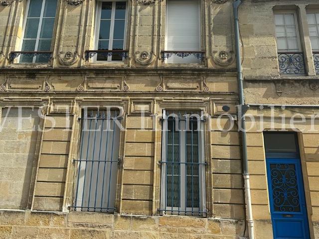 Maison 8 pièces 230 m²