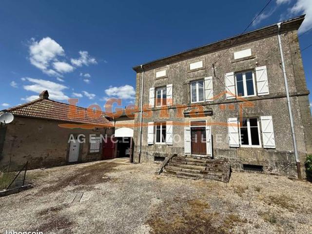 Maison 8 pièces 230 m²