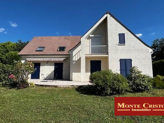 Maison 8 pièces 230 m²