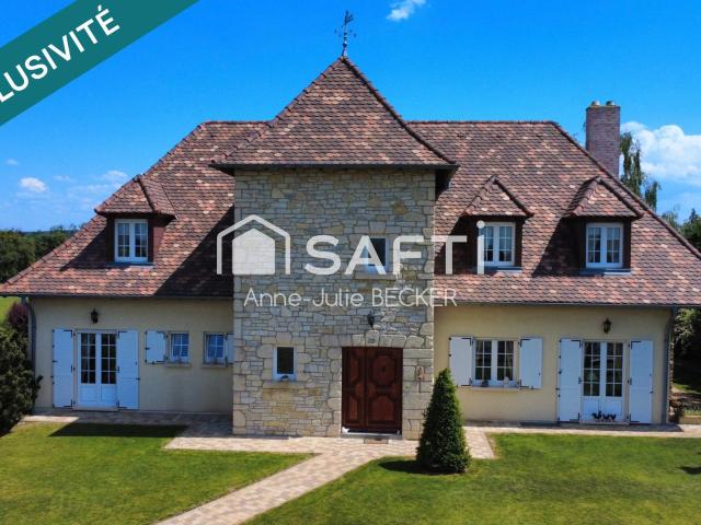 Maison 8 pièces 230 m²