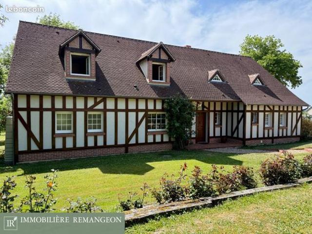Maison 8 pièces 230 m²