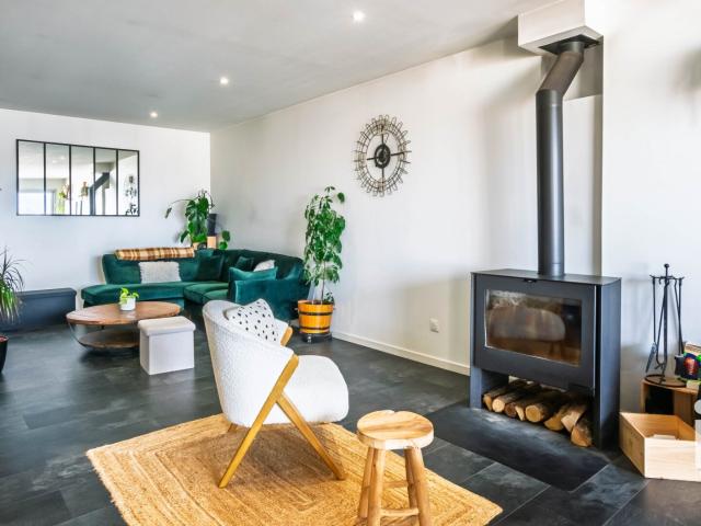 Maison 8 pièces 230 m²