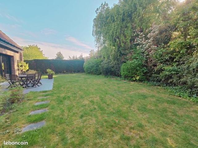 Maison 8 pièces 231 m²