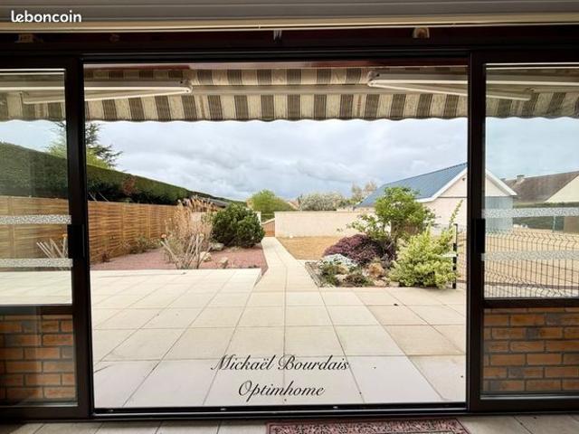Maison 8 pièces 231 m²