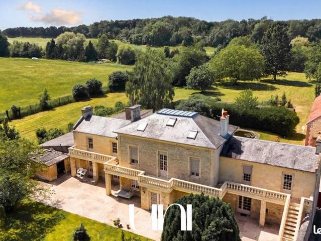 Maison 8 pièces 232 m²