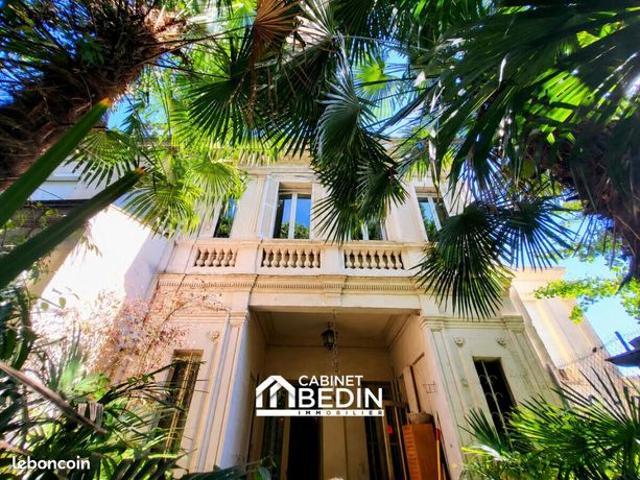 Maison 8 pièces 232 m²