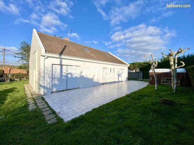 Maison 8 pièces 232 m²