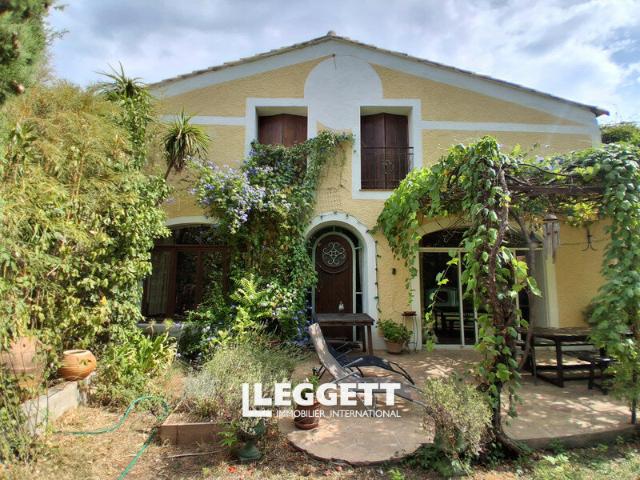 Maison 8 pièces 232 m²