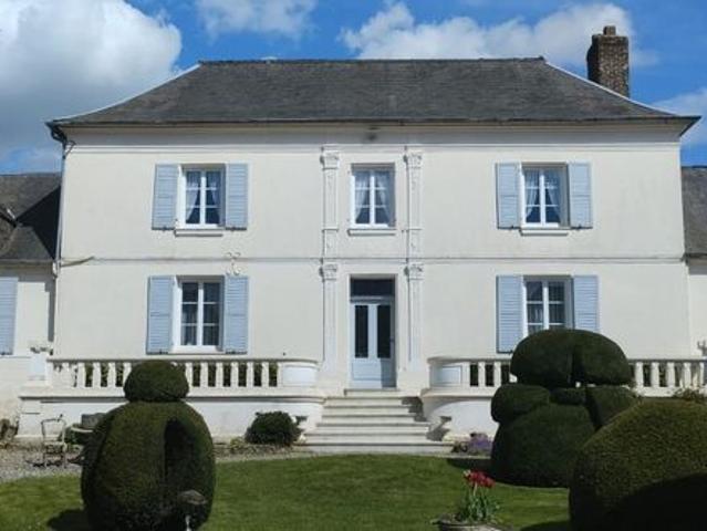Maison 8 pièces 232 m²