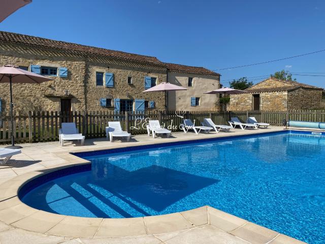 Maison 8 pièces 232 m²