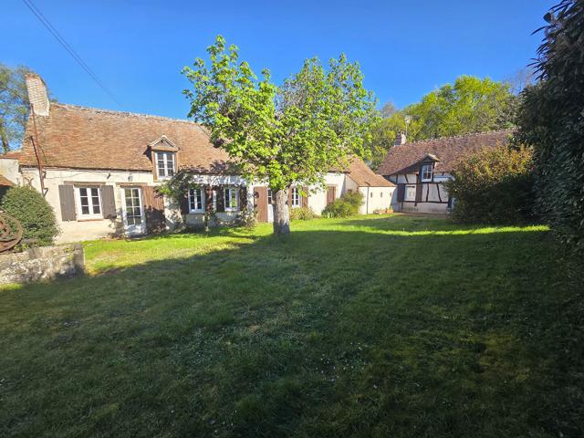 Maison 8 pièces 233 m²