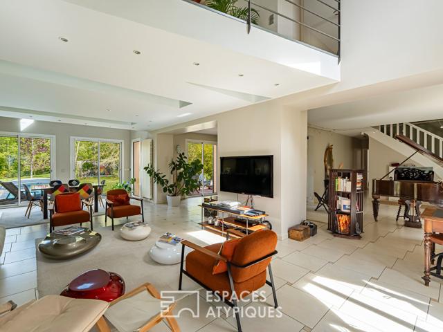 Maison 8 pièces 233 m²