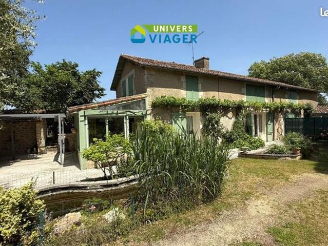 Maison 8 pièces 233 m²