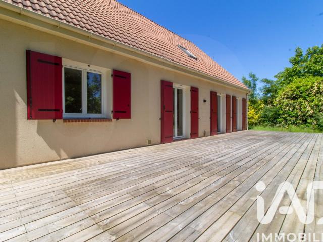 Maison 8 pièces 244 m²