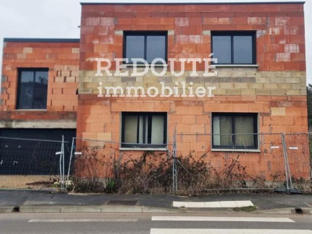 Maison 8 pièces 244 m²