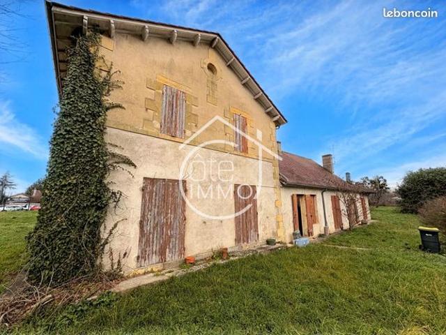Maison 8 pièces 244 m²