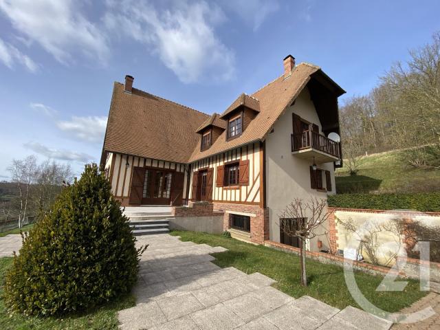 Maison 8 pièces 244 m²