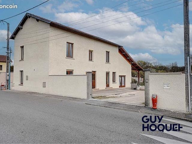 Maison 8 pièces 245 m²