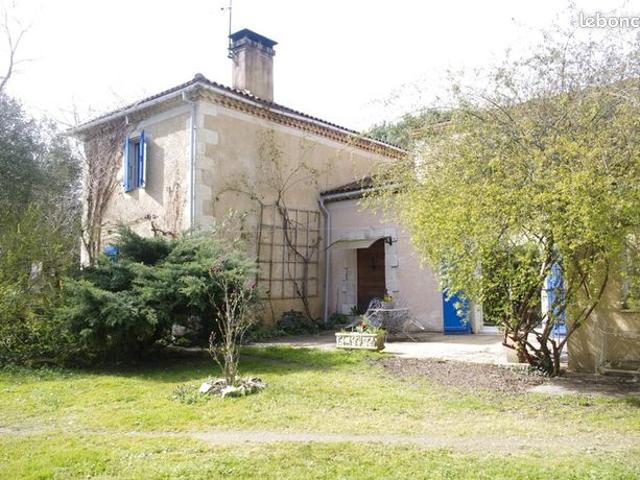 Maison 8 pièces 245 m²