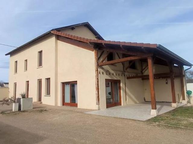 Maison 8 pièces 245 m²