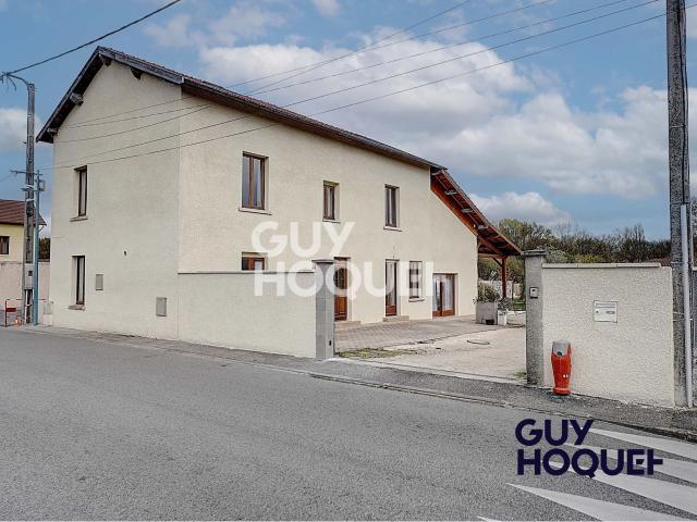 Maison 8 pièces 245 m²