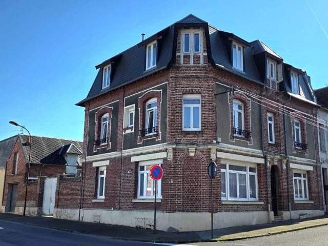 Maison 8 pièces 245 m²