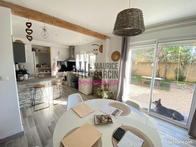 Maison 8 pièces 245 m²