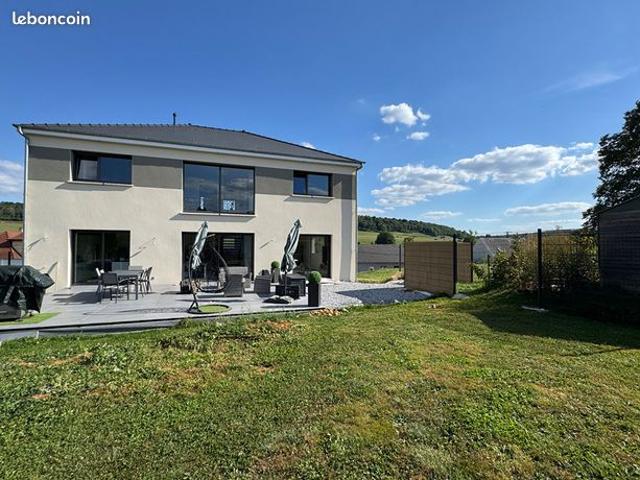 Maison 8 pièces 246 m²