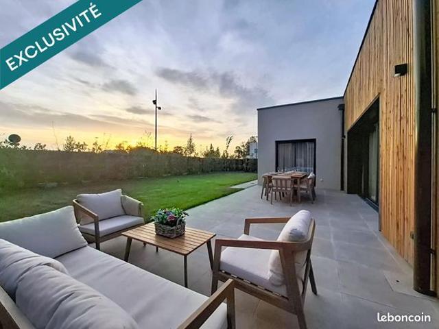 Maison 8 pièces 246 m²