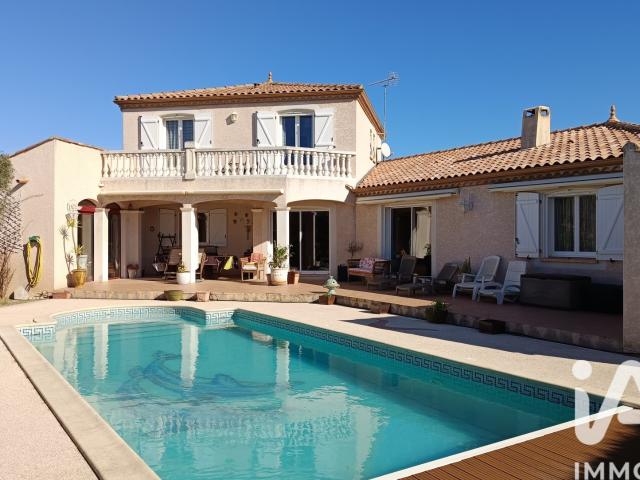 Maison 8 pièces 246 m²