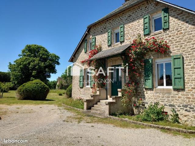 Maison 8 pièces 246 m²