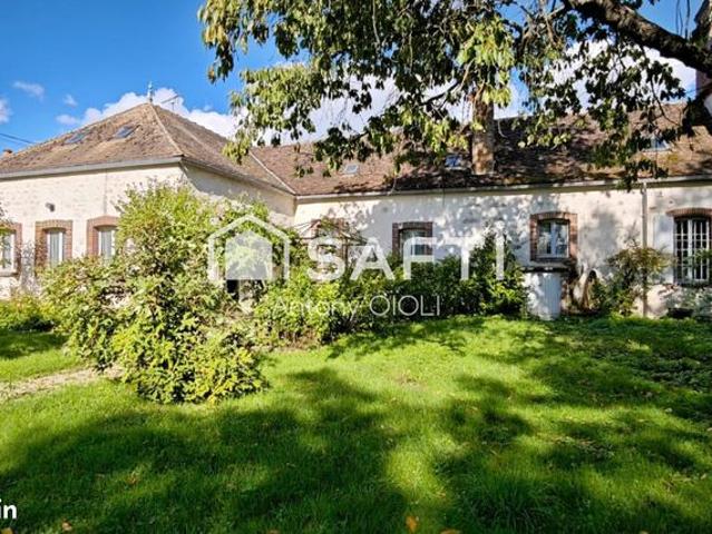 Maison 8 pièces 246 m²