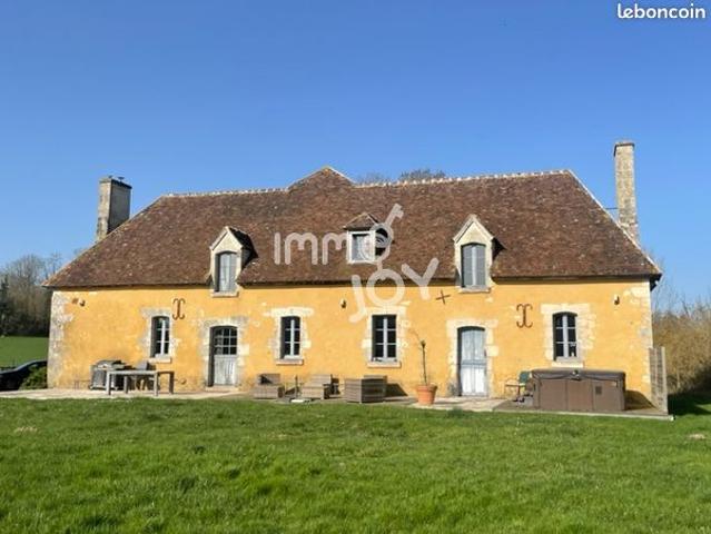 Maison 8 pièces 247 m²