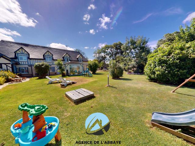 Maison 8 pièces 247 m²