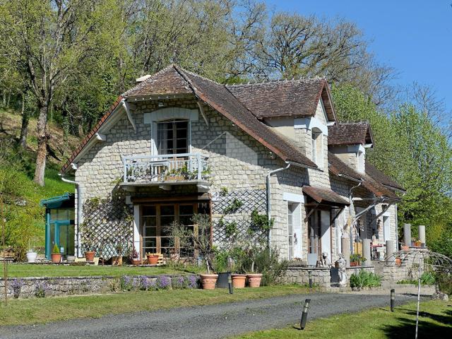 Maison 8 pièces 247 m²