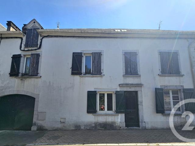 Maison 8 pièces 248 m²